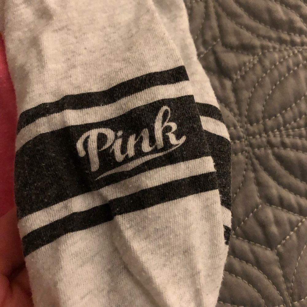 Top - Picture 2 of 4